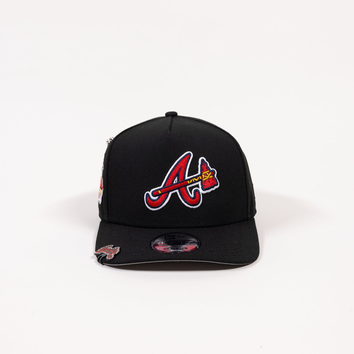 NEW ERA EXCLUSIVE A-FRAME BLACK ATLANTA BRAVES SNAPBACK W/ 2000 ALL STAR GAME SIDE PATCH