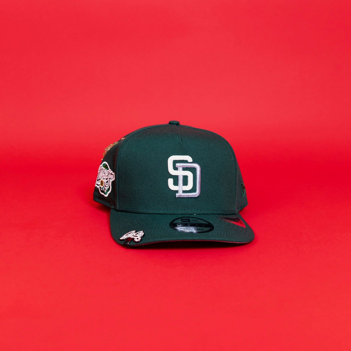 NEW ERA EXCLUSIVE A-FRAME FOREST GREEN SAN DIEGO PADRES SNAPBACK W/ 1999 WORLD SERIES SIDE PATCH