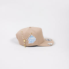 NEW ERA EXCLUSIVE A-FRAME LIGHT KHAKI NEW YORK YANKEES SNAPBACK W/ 1999 WORLD SERIES SIDE PATCH